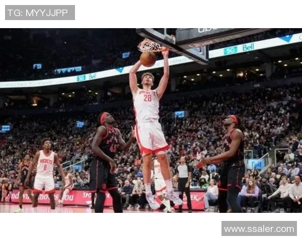 赛季最后时刻绝杀！火箭队扳平系列赛，惊险一战重燃冠军希望